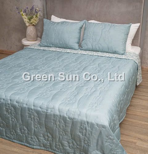 Quilted bedding set 3